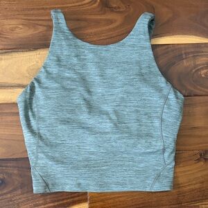 Lululemon athletica Cropped  Tank Top size 6